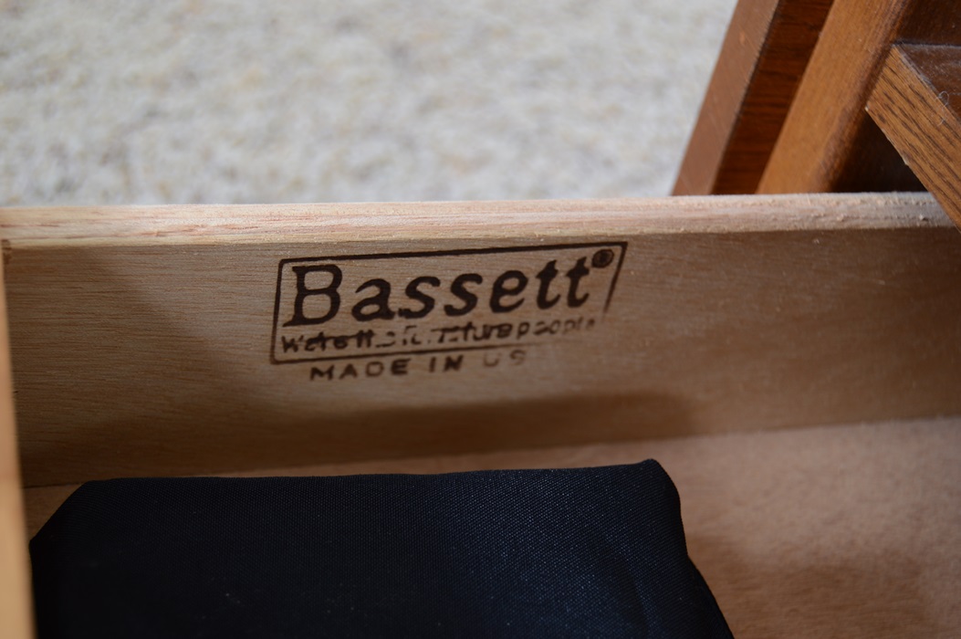 Bassett Oak Mission Style End Table EBTH